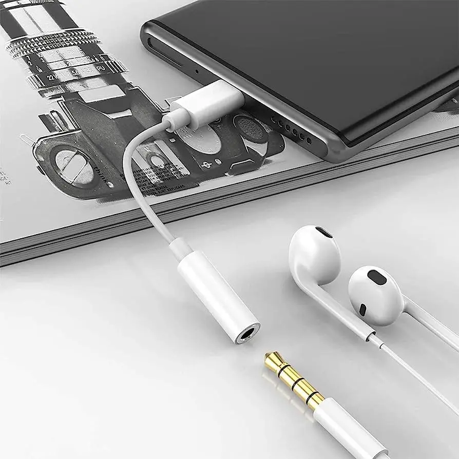 Apple USB-C to 3.5mm Headphone Adapter For iPhone 15 Pro Max